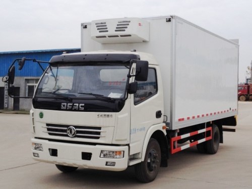 廂長5.2米東風多利卡冷藏車
