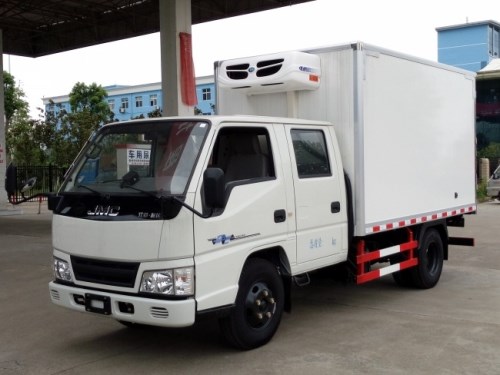 廂長3.2米江鈴雙排冷藏車