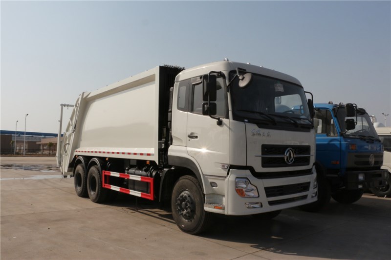 東風天龍（18方） 壓縮式垃圾車
