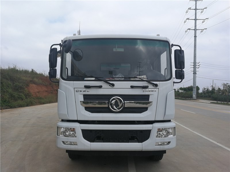 東風多利卡d9(10方)壓縮式垃圾車