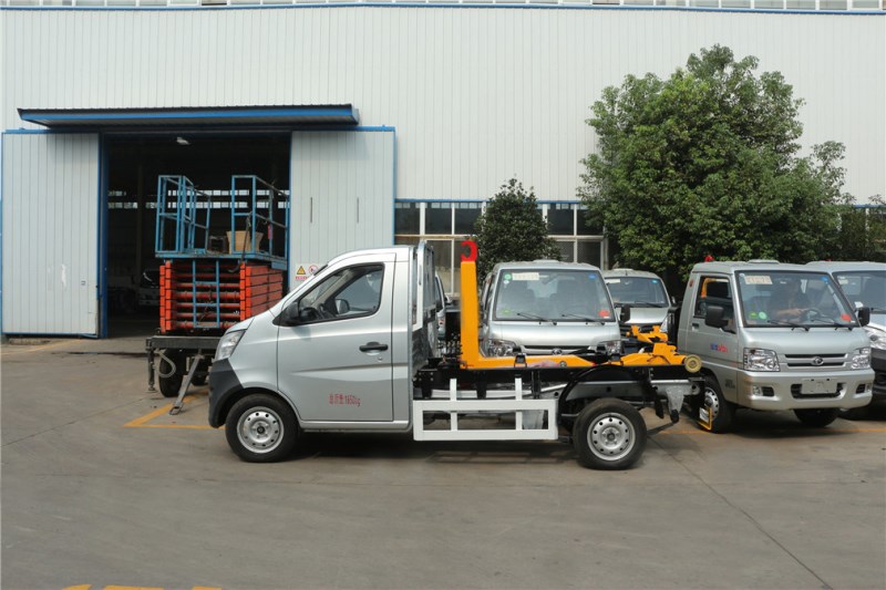 長安3方型車廂可卸式垃圾車