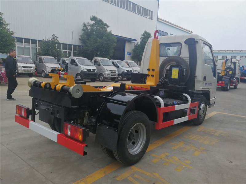 福田小卡(4方)車(chē)廂可卸式垃圾車(chē)