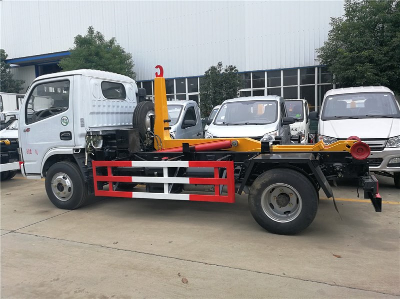 東風多利卡(5方)車廂可卸式垃圾車