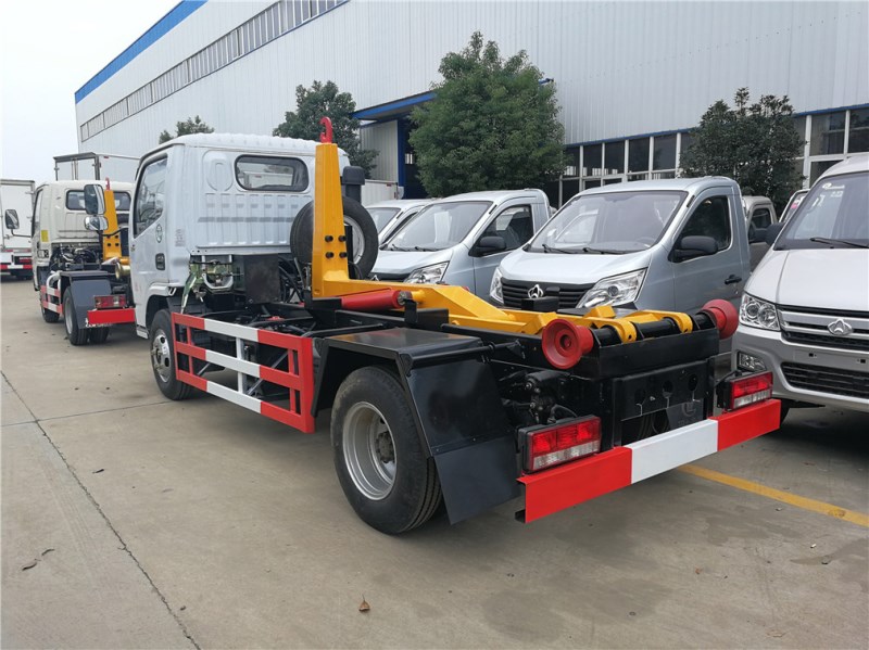 東風多利卡(5方)車廂可卸式垃圾車