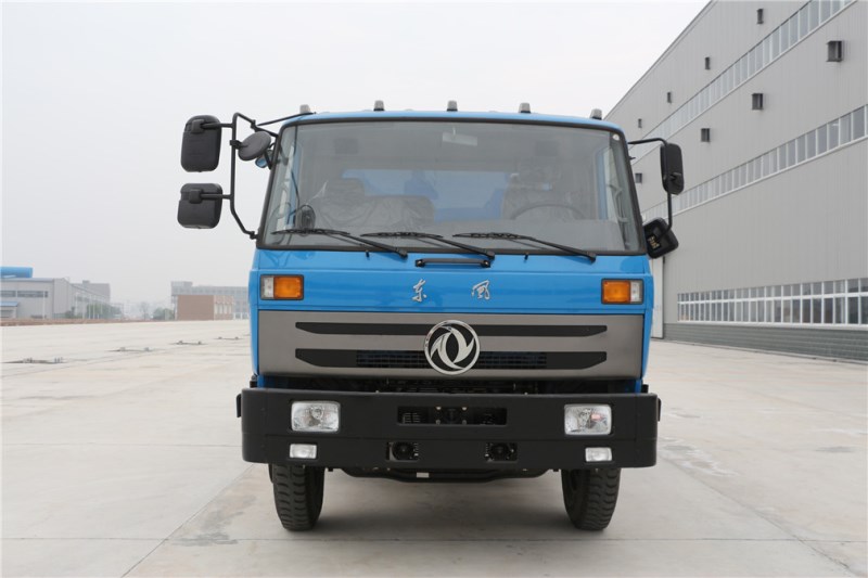 東風145(12方)掛桶式垃圾車