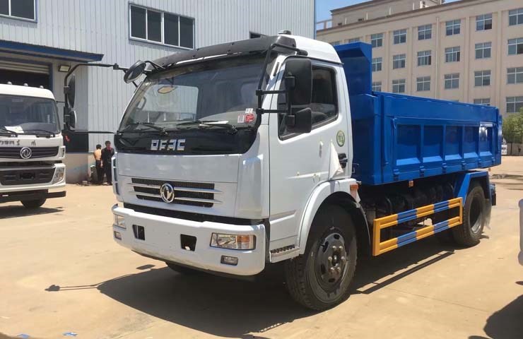 東風d7多利卡6-8立方密封自卸式垃圾車