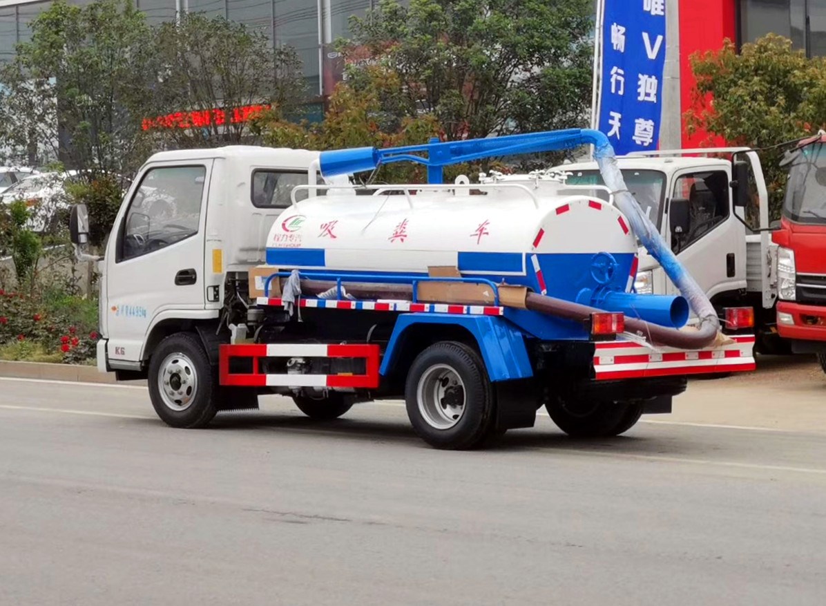 凱馬藍牌2方吸糞車