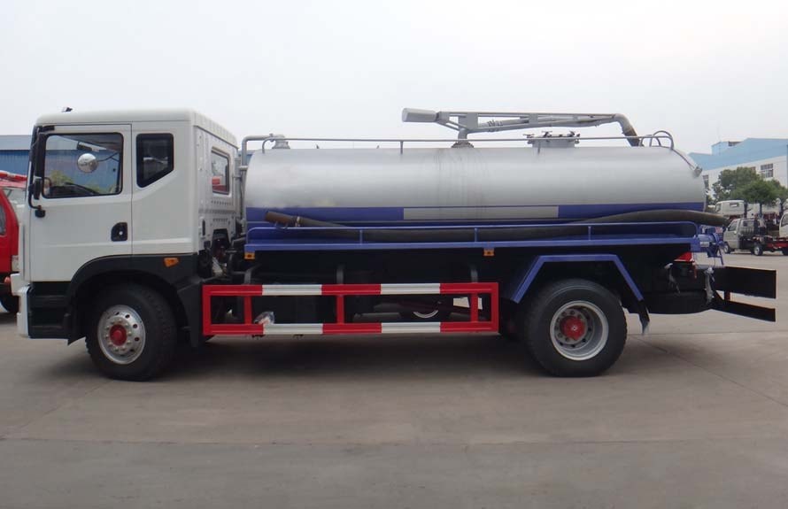 東風(fēng)d9型12方吸糞車