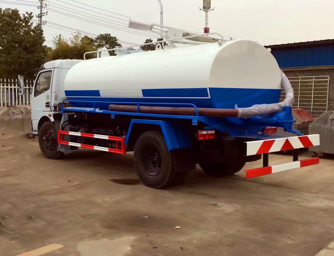 東風(fēng)8方吸糞車