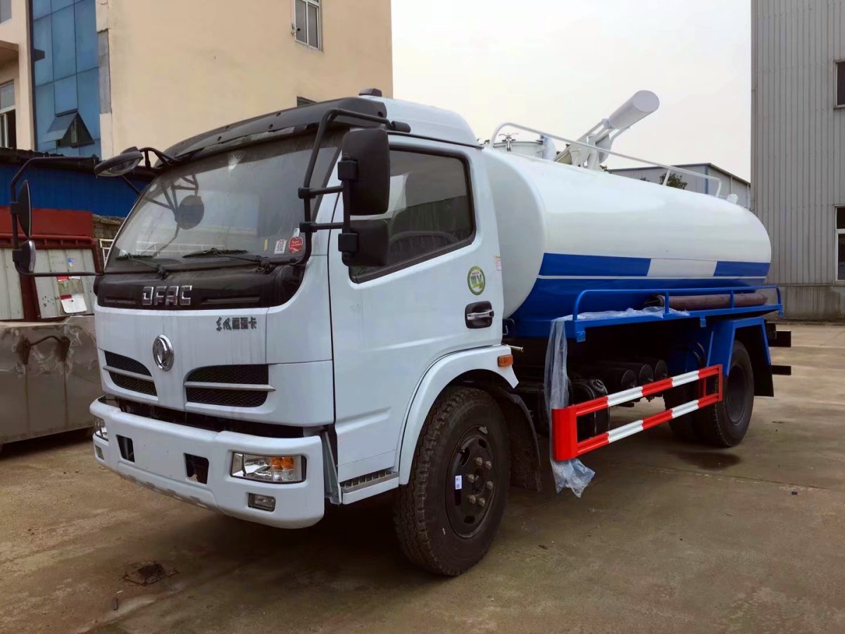 東風(fēng)8方吸糞車