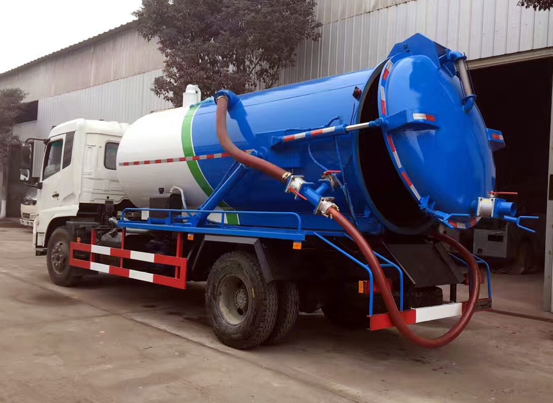 東風天錦10方吸污車