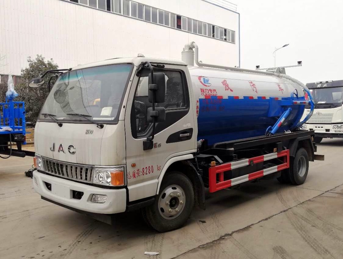 江淮4方吸污車