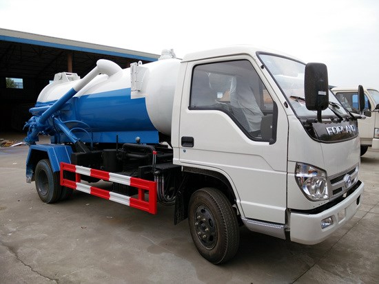 福田2方藍牌吸污車