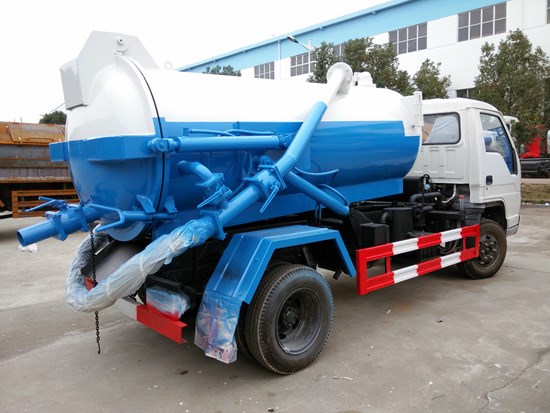 福田2方藍牌吸污車