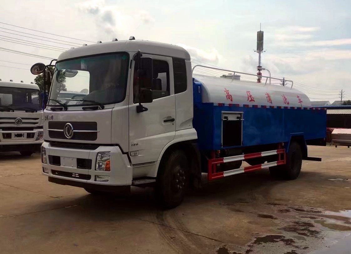 東風(fēng)天錦10方高壓清洗車