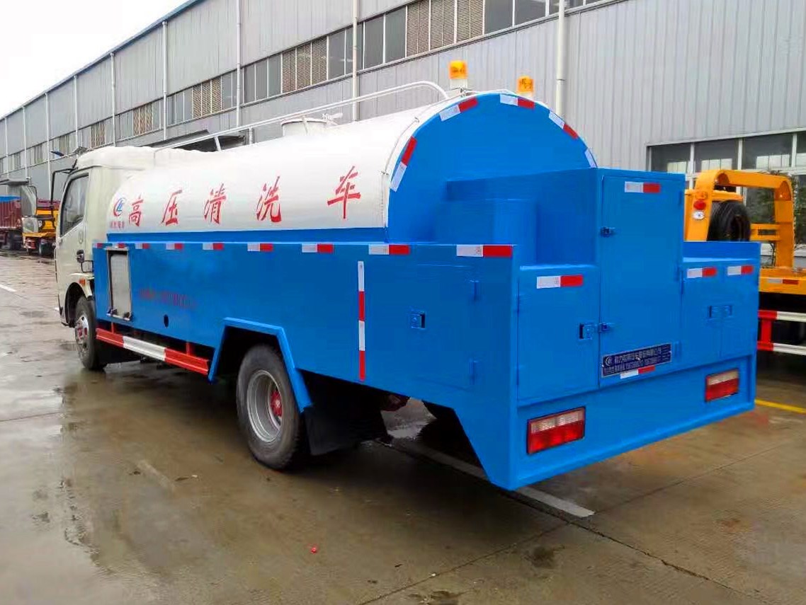 東風6方高壓清洗車