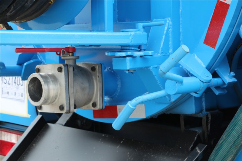 東風多利卡(5方)清洗吸污車