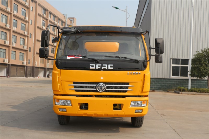 東風大多利卡clw5110gqw5清洗吸污車