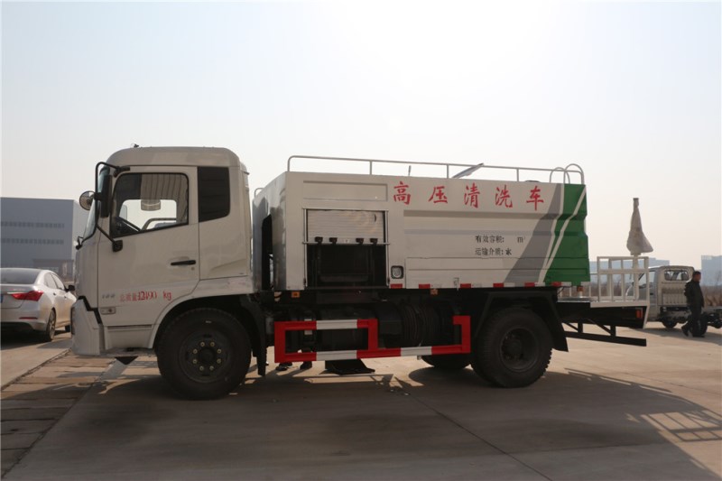 東風(fēng)天錦csc5161gqxd5清洗吸污車