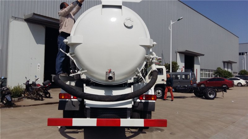 東風天錦dlq5160gqwb5清洗吸污車