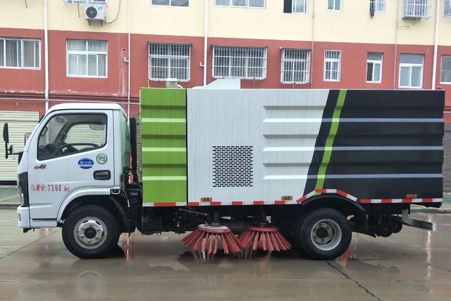 東風(fēng)3噸清掃車