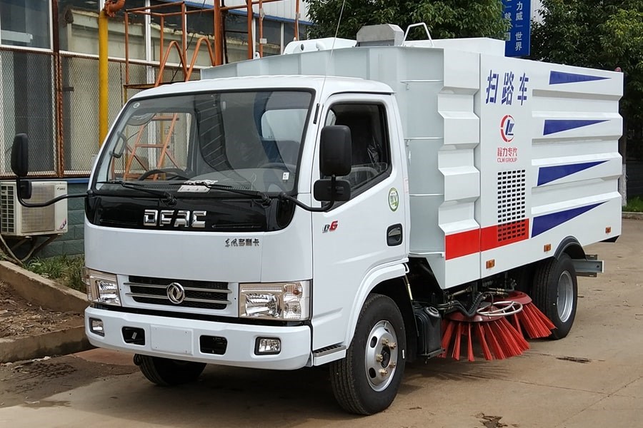 東風(fēng)3噸掃路車