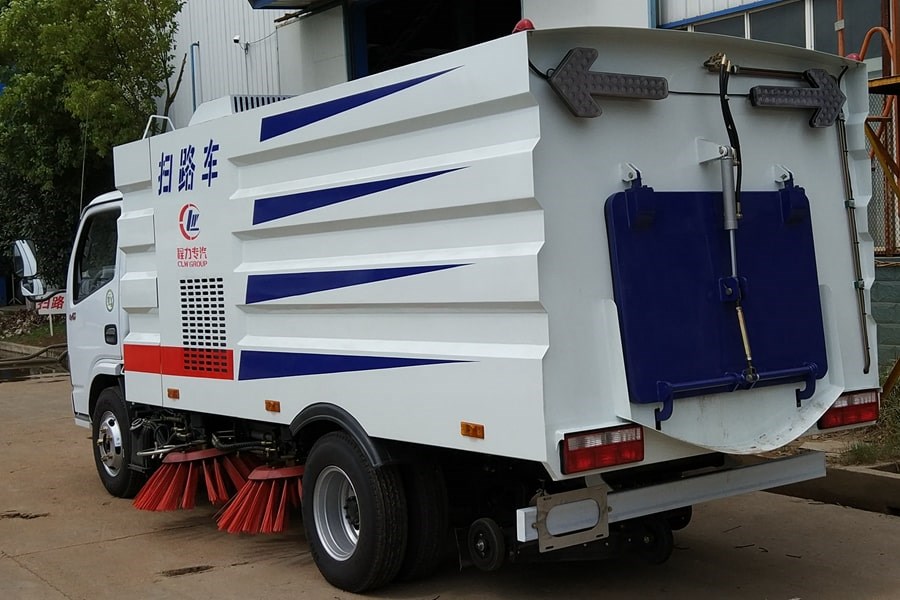 東風(fēng)3噸掃路車