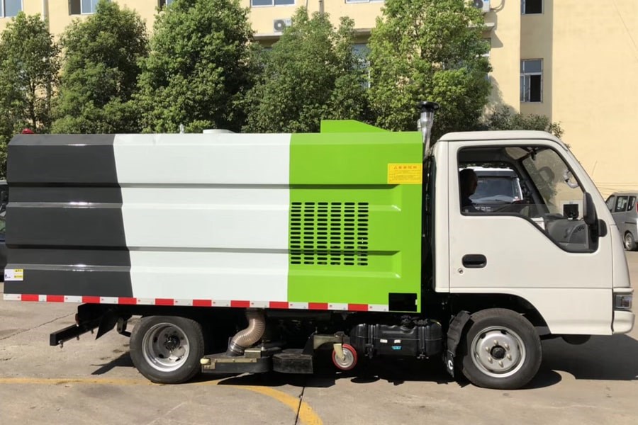 江淮2噸小型吸塵車