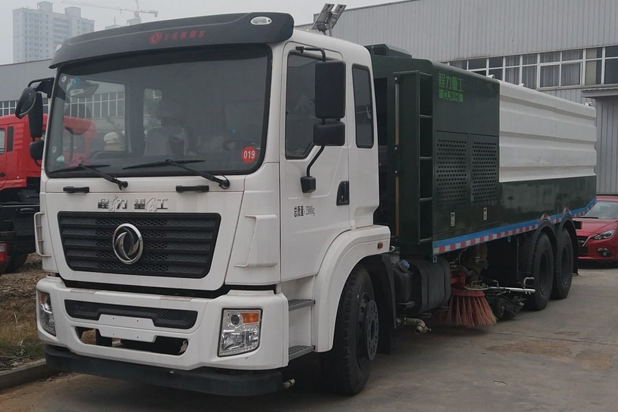 東風25噸大型洗掃車