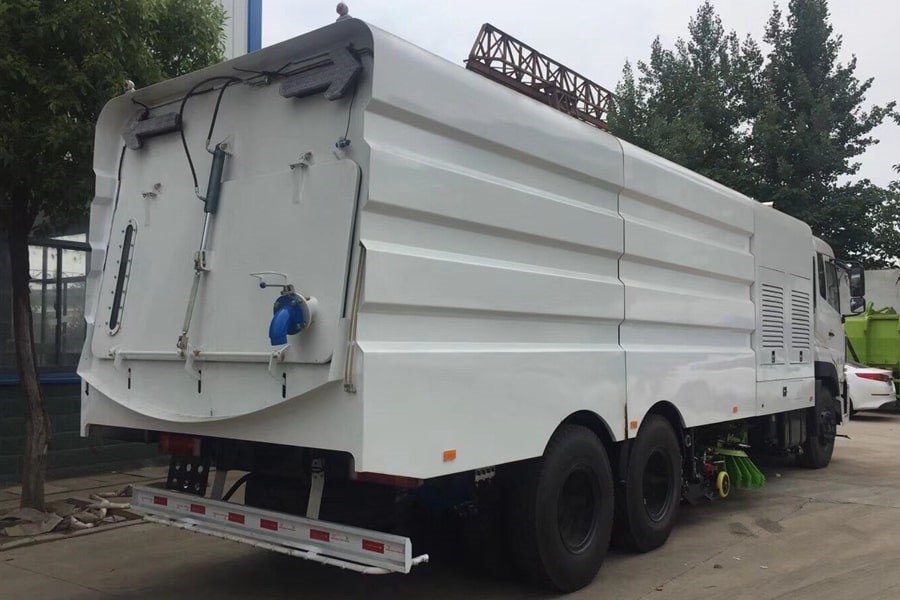 天龍25噸大型洗掃車