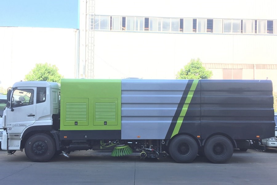 天龍25噸大型洗掃車