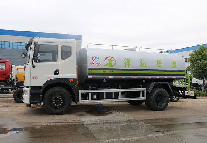 國五東風t5灑水車｜14噸灑水車