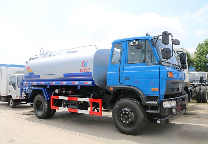 國五東風145灑水車｜12噸灑水車