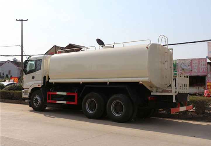 國五福田歐曼后雙橋20噸綠化灑水車