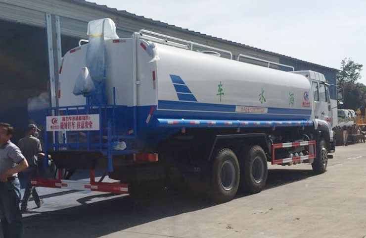 國五重汽灑水車|19噸灑水車