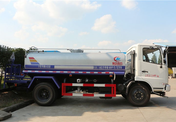 國五東風嘉運10噸灑水車