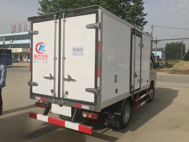 (廂長2.9米)福田馭菱后雙輪