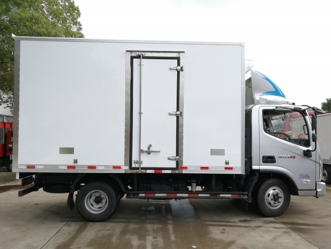 (廂長(zhǎng)4.2米)福田奧鈴cts冷藏車