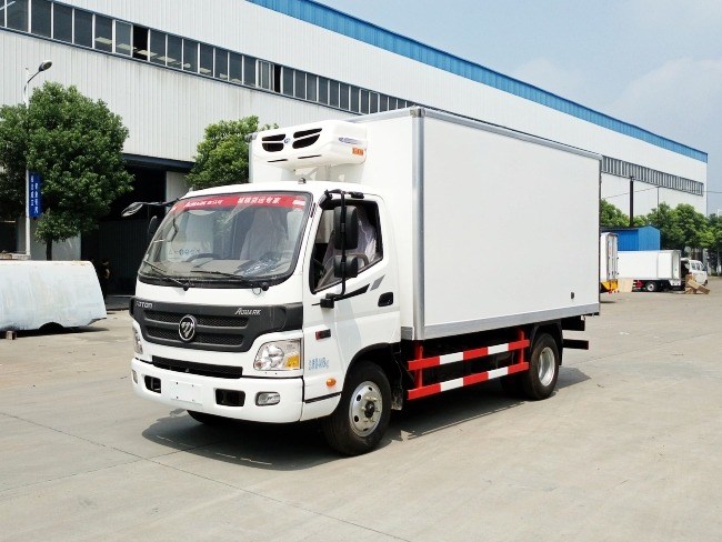 (廂長(zhǎng)4.2米)福田歐馬可冷藏車