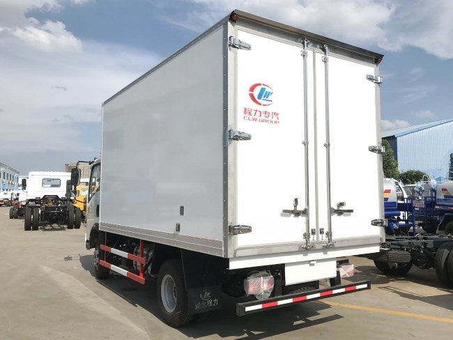 (廂長4.1米)重汽howo冷藏車