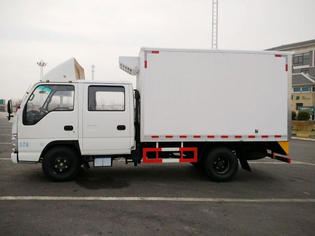 (廂長3.15米)五十鈴雙排冷藏車