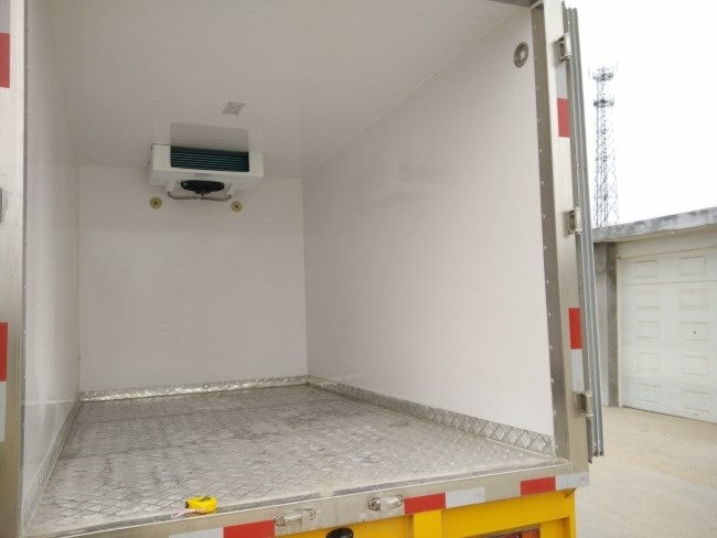 (廂長3.15米)五十鈴雙排冷藏車