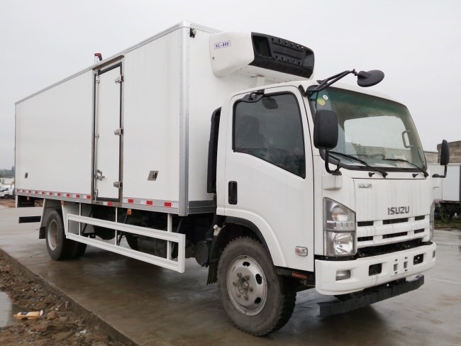 五十鈴700p(廂長5.7米/6米/6.8米)