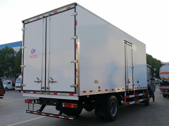 (廂長5.9米)福田s5冷藏車