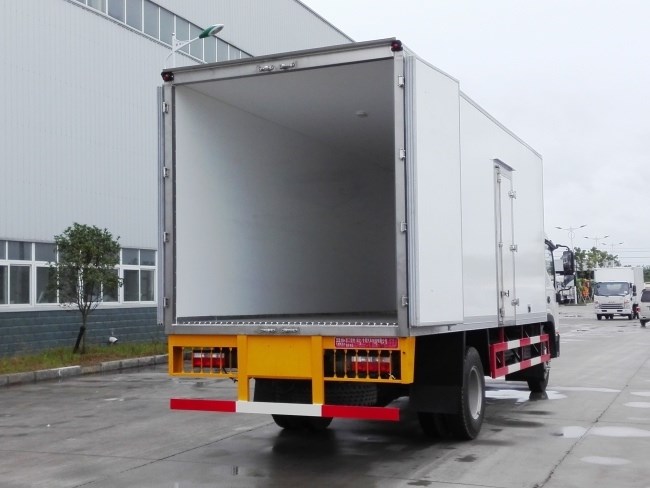 (廂長7.6米)江淮帥鈴w威司達冷藏車