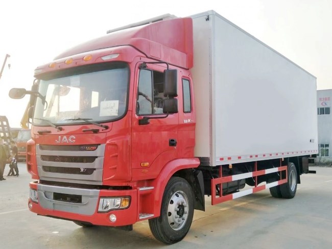 (廂長7.8米)江淮格爾發冷藏車