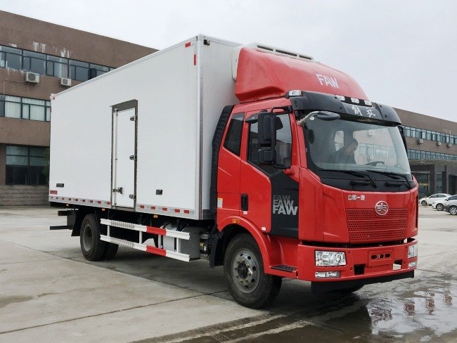 解放j6冷藏車(廂長6.8米/7.5米)