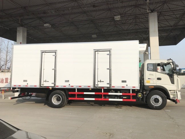 (廂長7.6米)福田瑞沃冷藏車