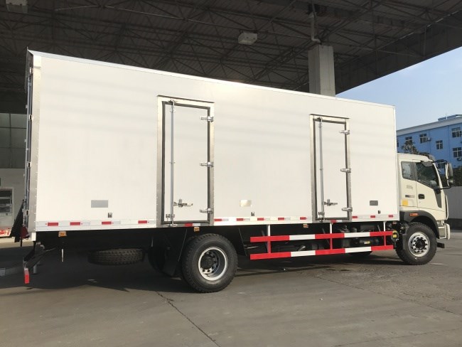 (廂長7.6米)福田瑞沃冷藏車