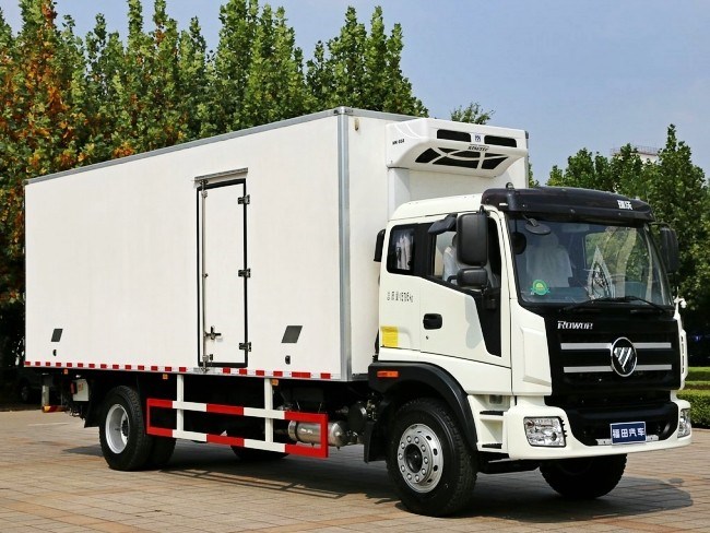 (廂長(zhǎng)6.8米)福田瑞沃冷藏車